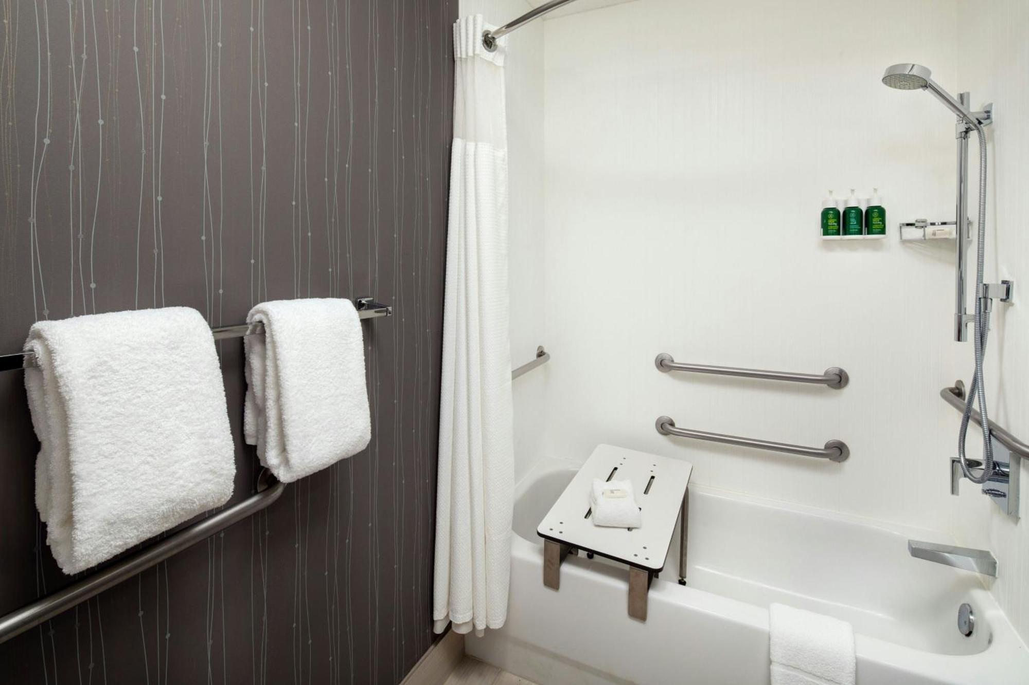 Hotel Courtyard By Marriott Dayton North Esterno foto