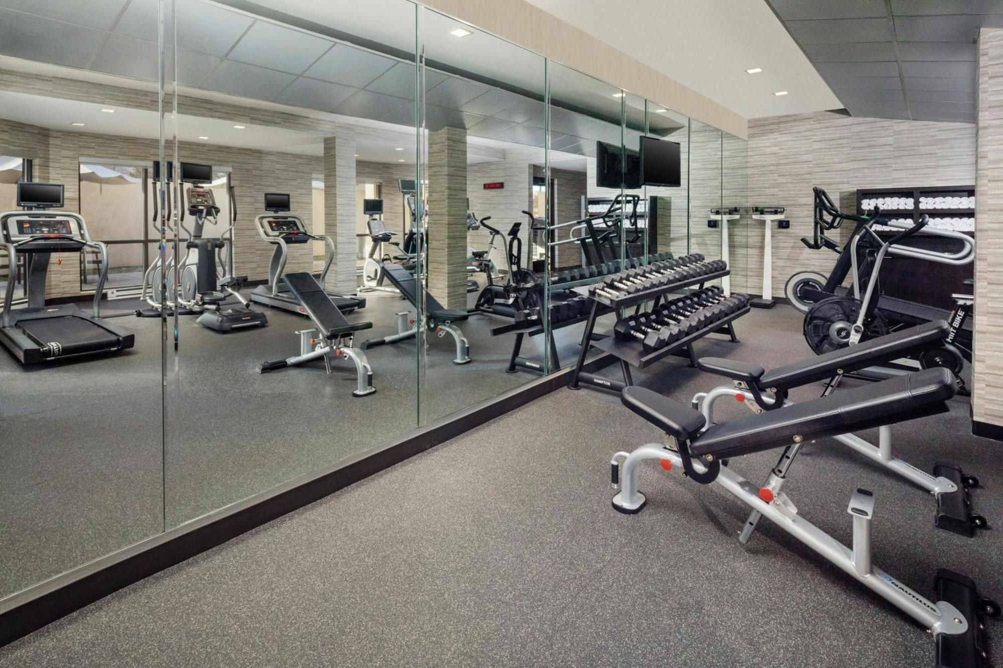 Hotel Courtyard By Marriott Dayton North Esterno foto