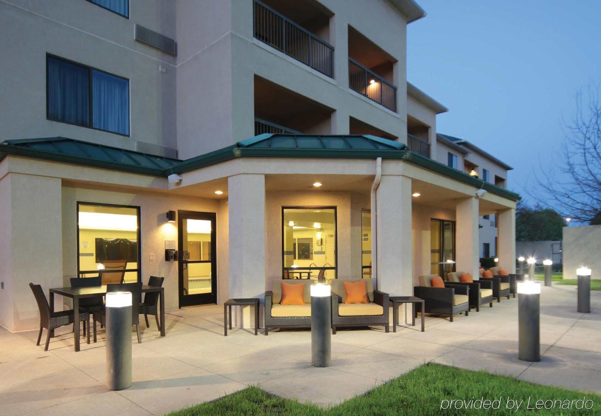 Hotel Courtyard By Marriott Dayton North Esterno foto